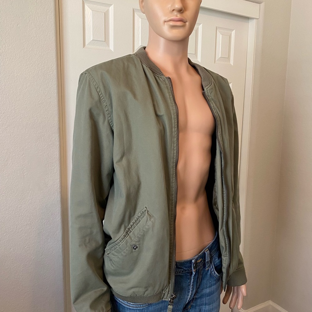 Jacket - Picture 2 of 6